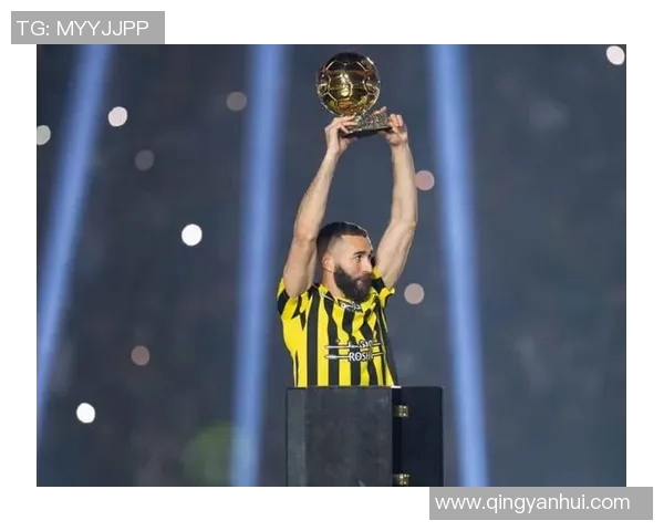 足球明星为何能在全球范围内赚取巨额财富背后的原因分析与探讨